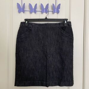 EUC GAP women’s dark gray denim straight cut skirt size‎ 12